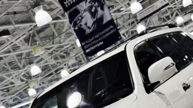 15.10 704146434 Lexus LX 570.MOV