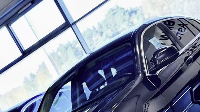 23.10 09E71294 BMW X4.MOV